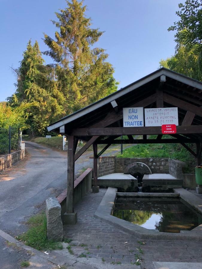 Aux Lettres Du Lavoir La Riviere-Saint-Sauveur Exterior photo
